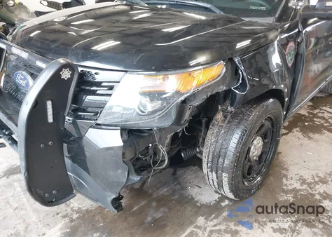 2013 Ford Police Interceptor из США, поврежденный, VIN 1FM5K8AR0DGC63240